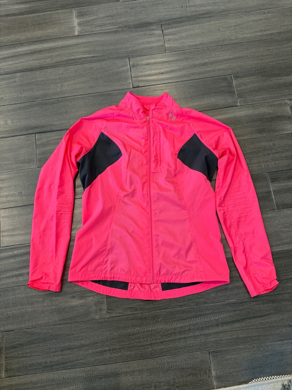 Under Armour Women’s Hot Pink and Black Ski/Snow Jacket